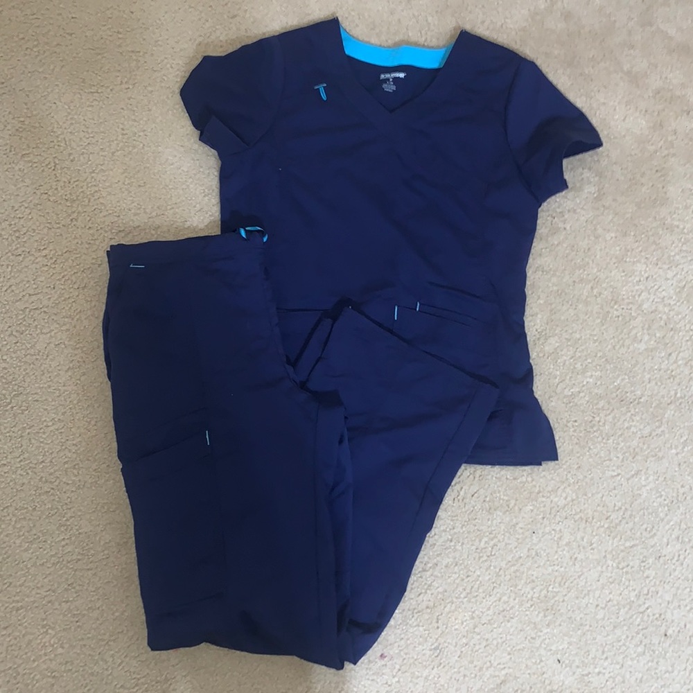 Women’s scrub star scrub set
